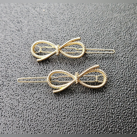 Pair of Gold-Toned Wire Bow Hair Clips BNIB - Picture 5 of 5